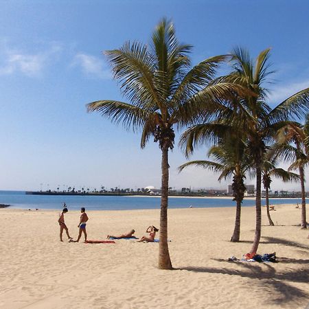 Hostal Residencia Cardona Arrecife  Exterior photo
