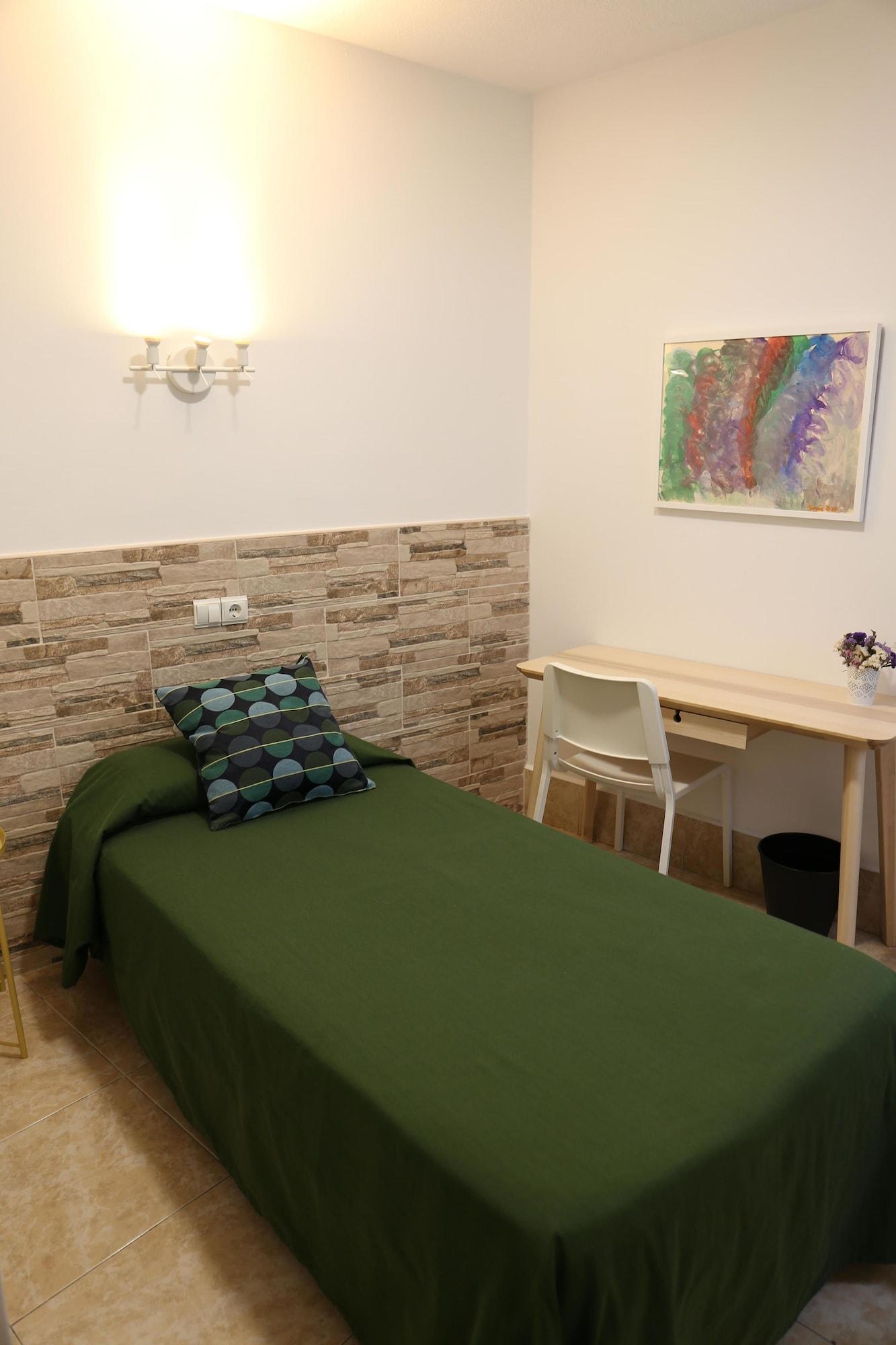 Hostal Residencia Cardona Arrecife  Exterior photo