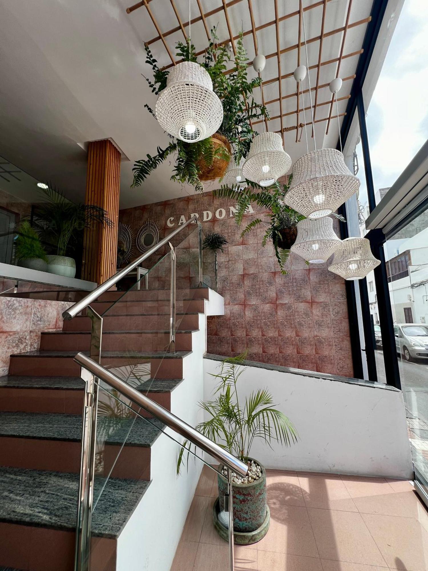 Hostal Residencia Cardona Arrecife  Exterior photo