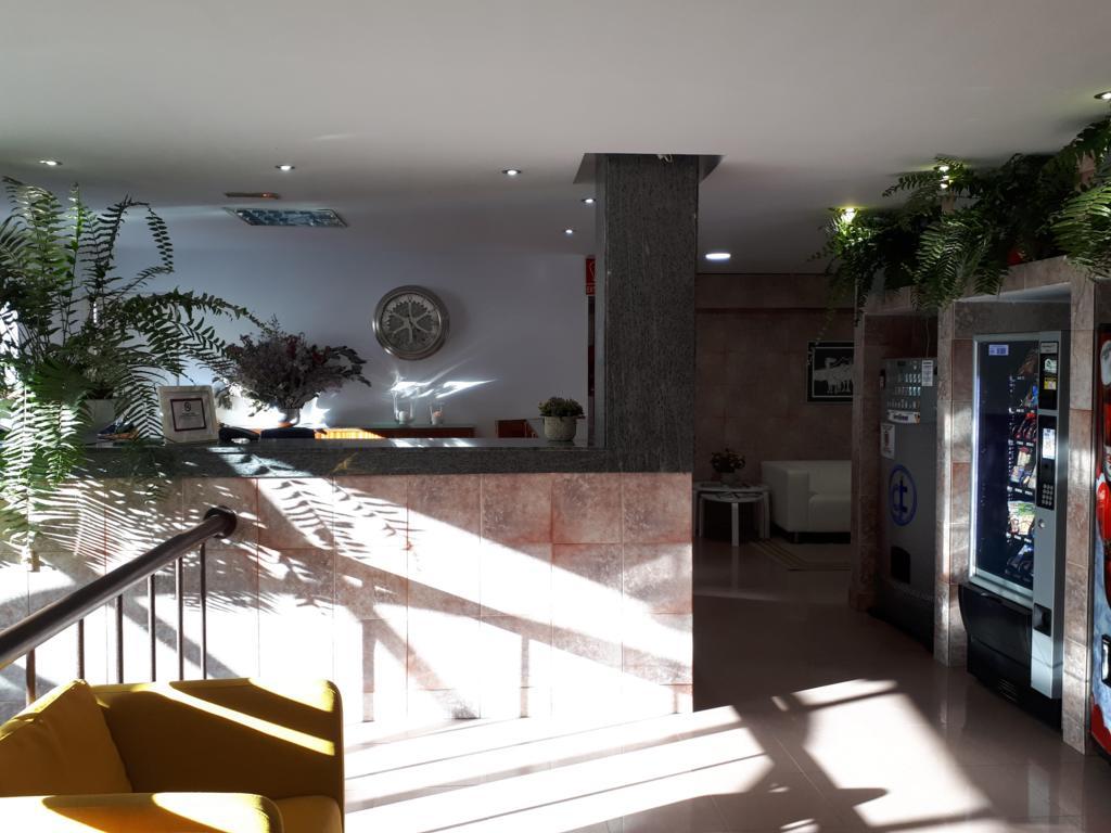 Hostal Residencia Cardona Arrecife  Exterior photo