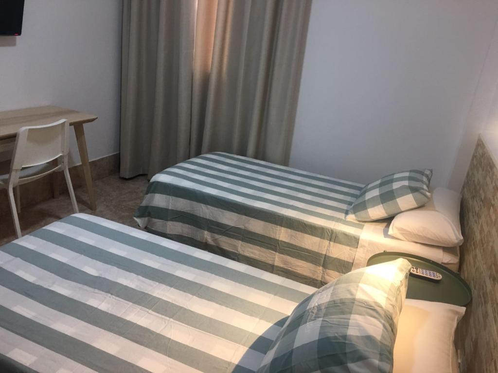 Hostal Residencia Cardona Arrecife  Exterior photo
