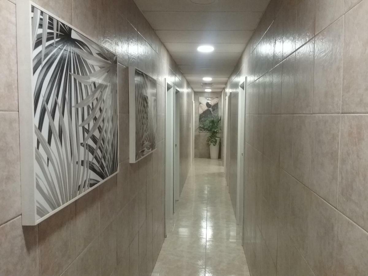 Hostal Residencia Cardona Arrecife  Exterior photo